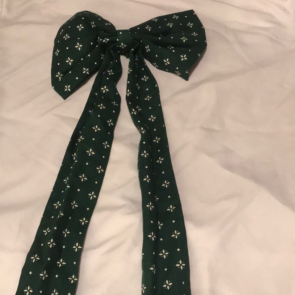 Longaberger bow